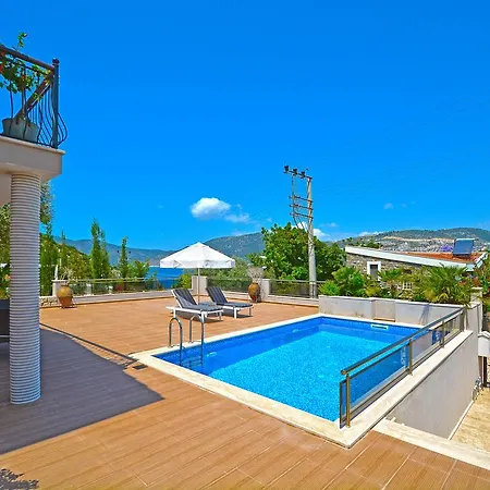 Vila Stone